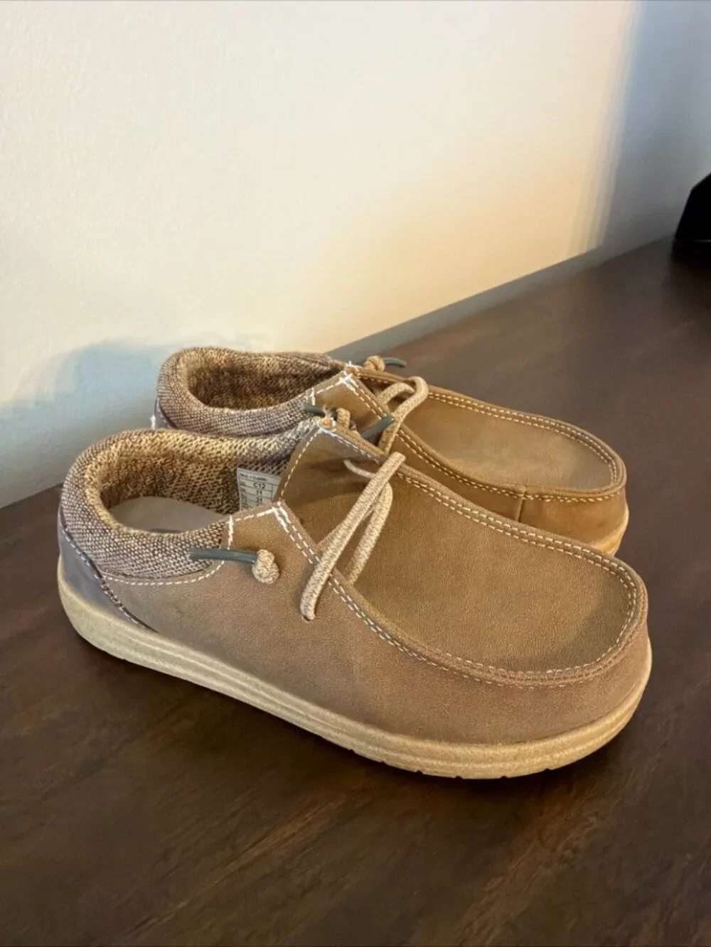 Hey Dude Paul Youth Classic Tan Kids Slip On Shoes Size C12 Excellent